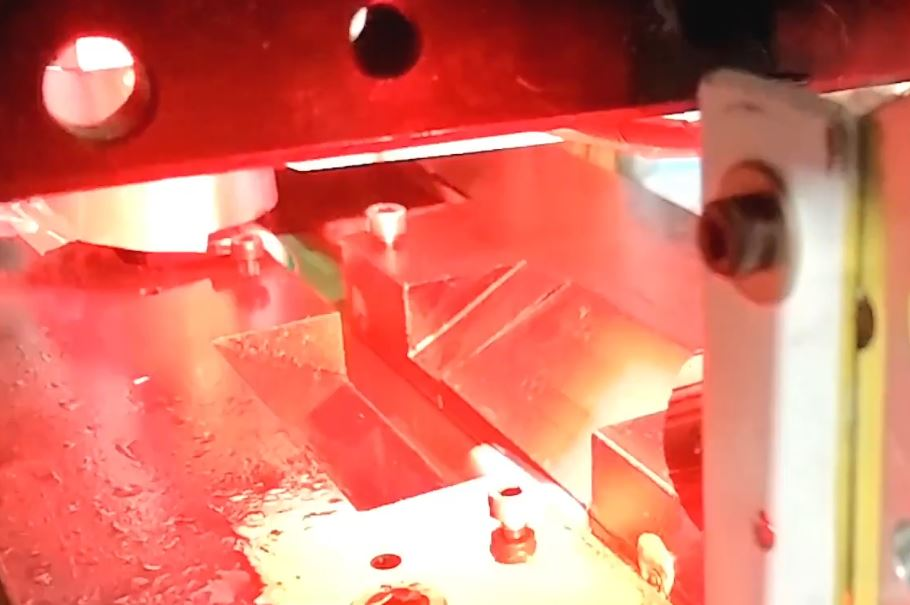 Controlled illumination over the roller presentation guide.